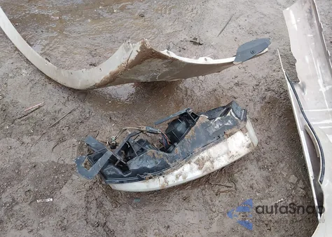 2004 Saturn Ion 2 из США, поврежденный, VIN 1G8AJ52F04Z146877